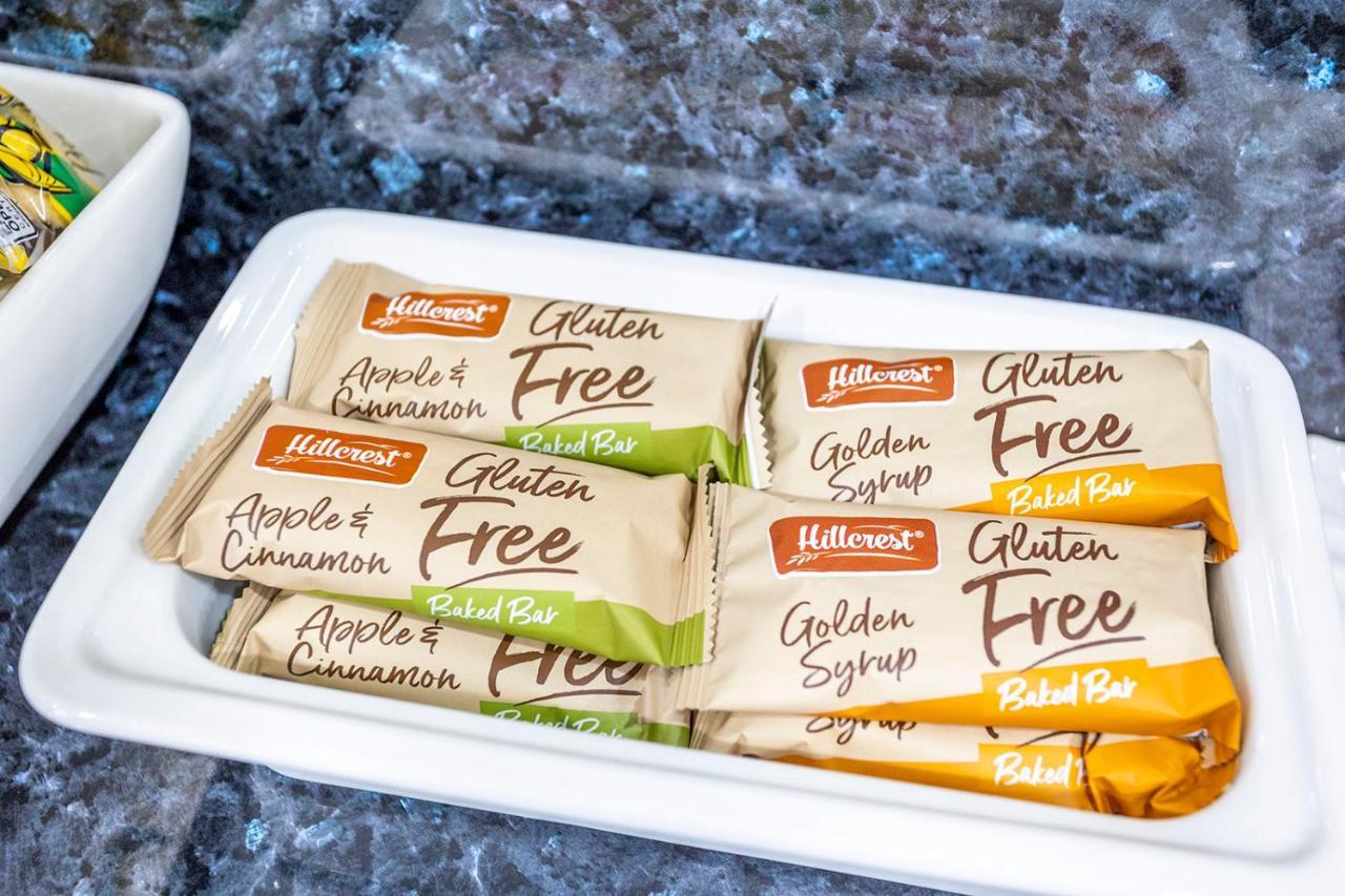 Hawkesbury Race Club Motel Уиндзор Екстериор снимка Gluten-free bars